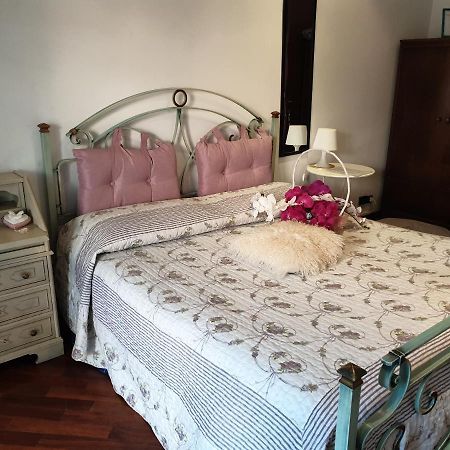 B&B Mary'S House ชัมปีโน ภายนอก รูปภาพ