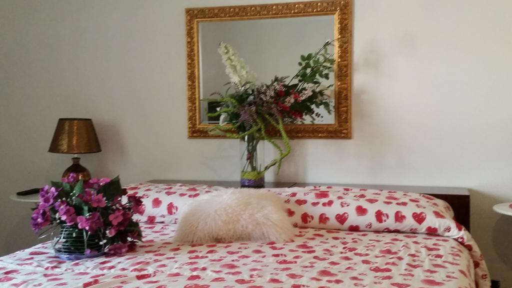 B&B Mary'S House ชัมปีโน ภายนอก รูปภาพ
