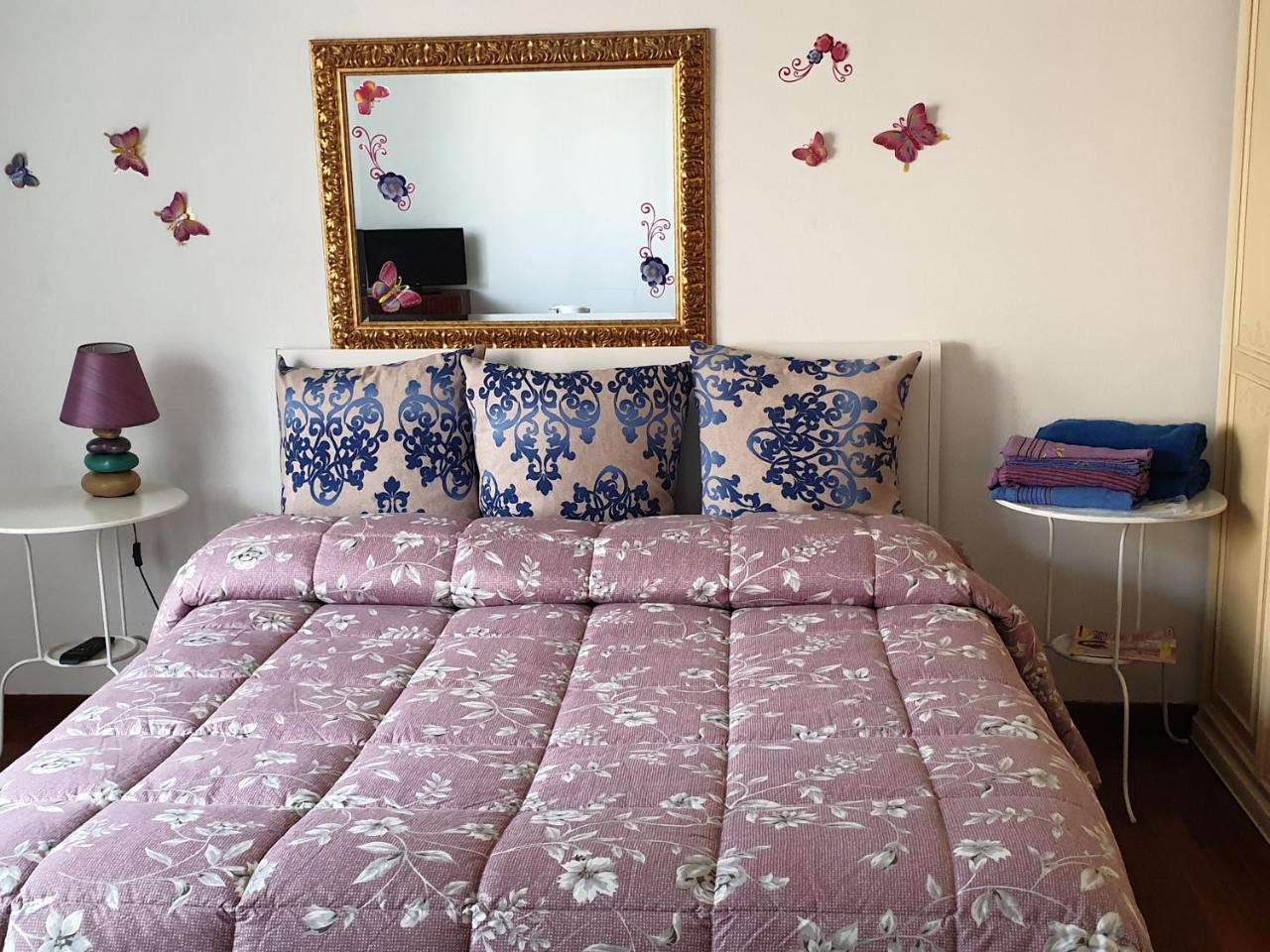 B&B Mary'S House ชัมปีโน ภายนอก รูปภาพ
