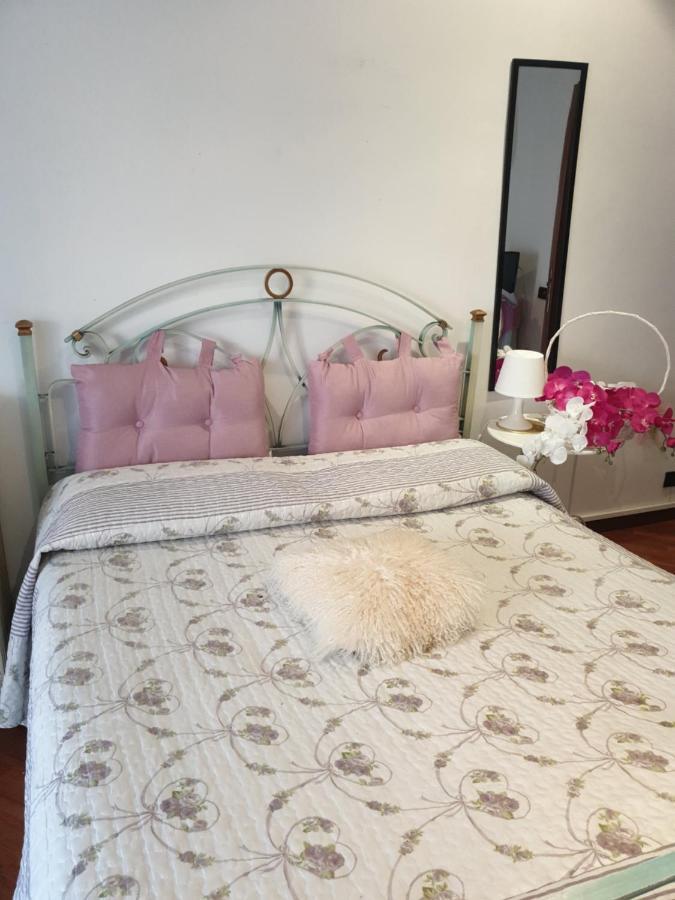 B&B Mary'S House ชัมปีโน ภายนอก รูปภาพ